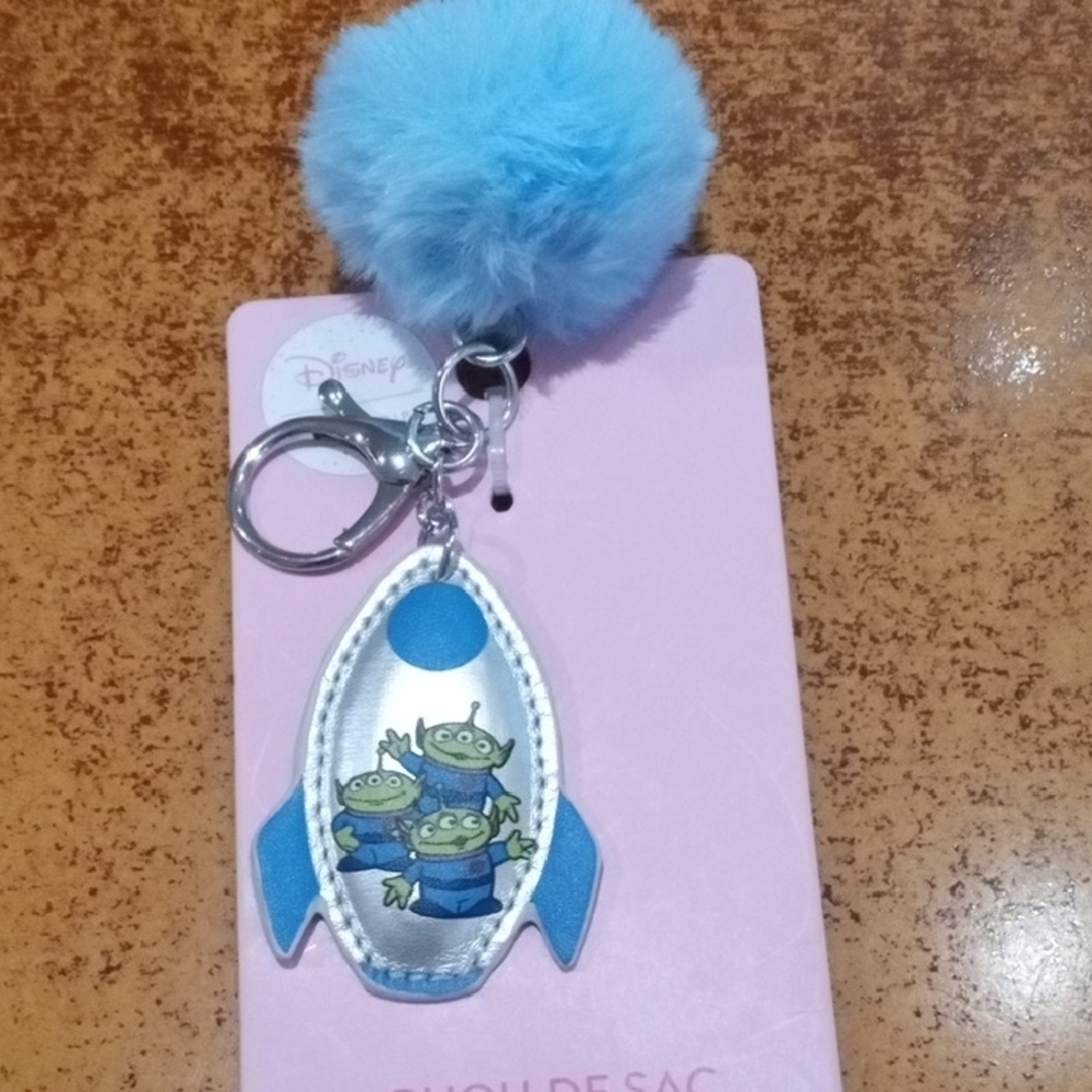Disney Toy Story Alien Rocket Bag Charm - Picture 5 of 5